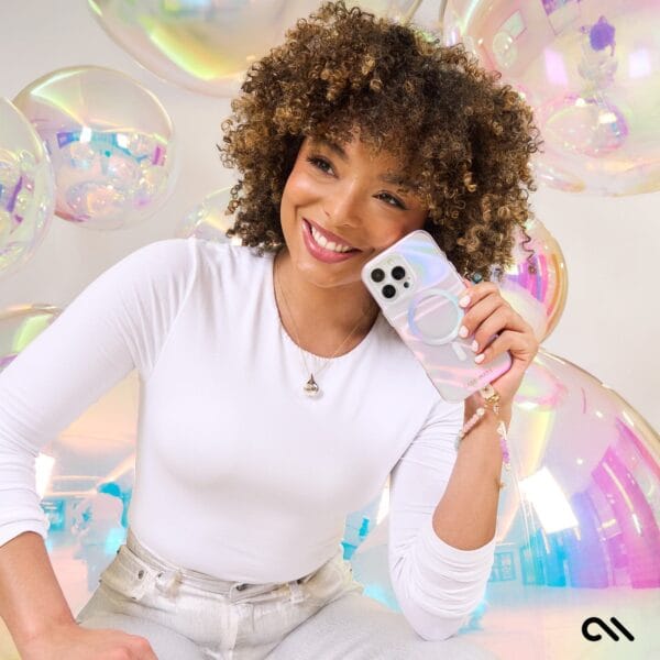 cmi_Fieldgoal_CaseMate_SoapBubbleIridescent_CM054414PDP5_e120fff4-dd4f-4900-a9b0-fa9f76856a4d.jpg